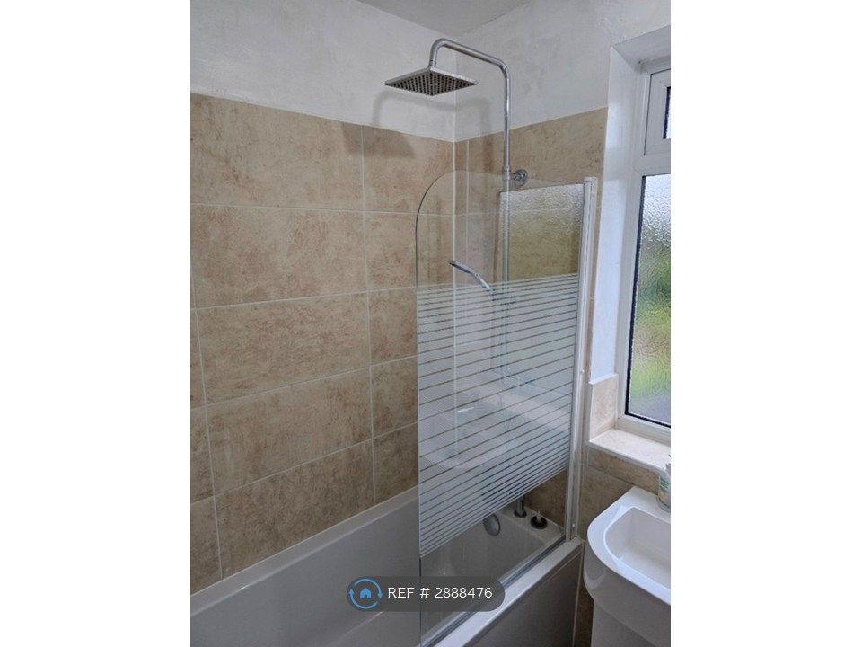 Property photo 3 of 6 Bathroom