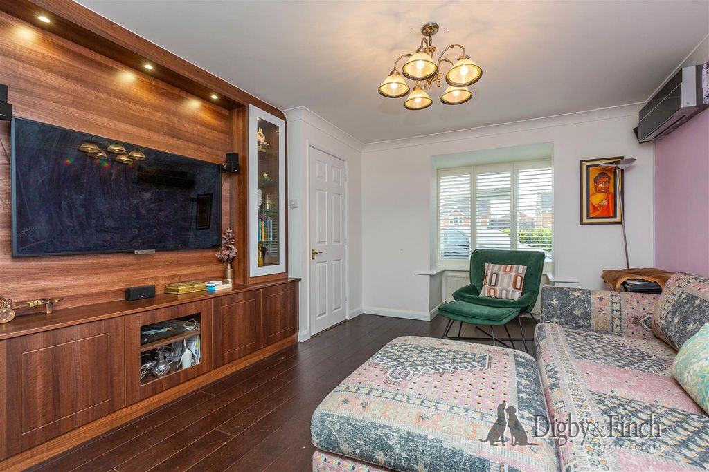 Property photo 2 of 20 Elterwater Drive, Gamston, Ng2 6Px