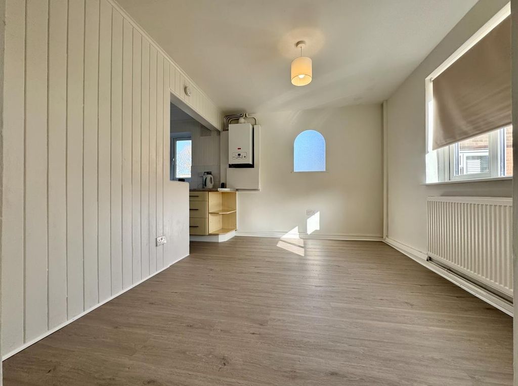 Property photo 3 of 21 Screenshot 2026-03-02 143232.Png