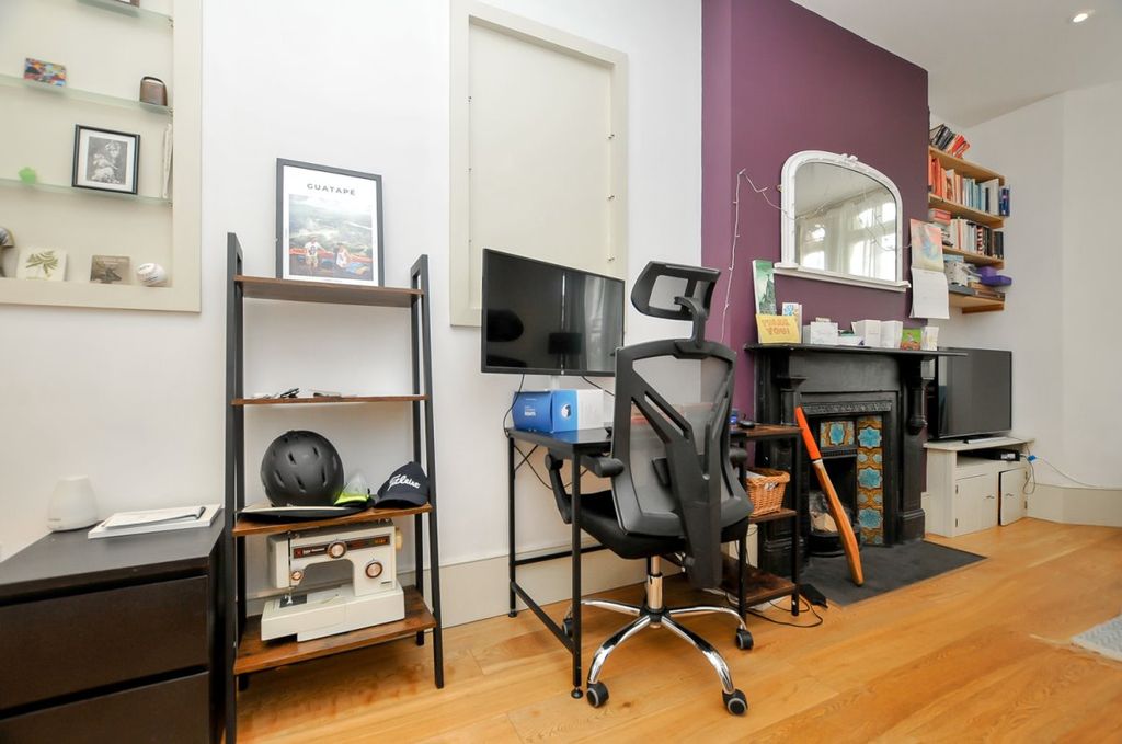 Property photo 3 of 11