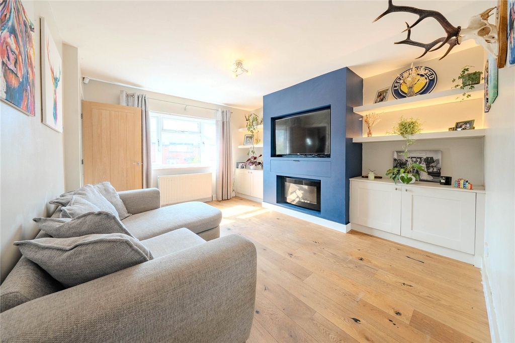 Property photo 2 of 11 Picture No. 08