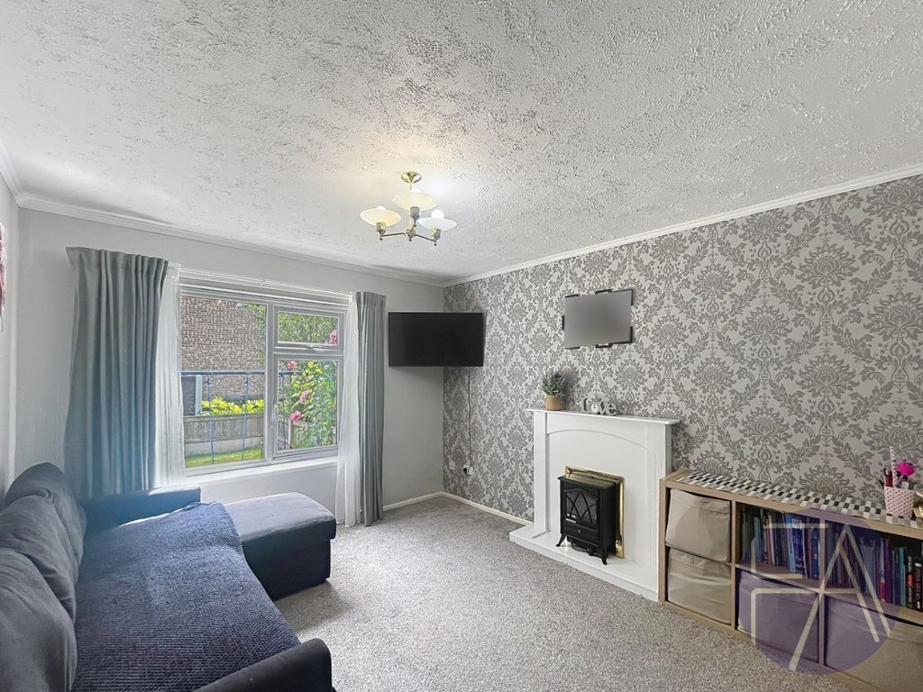 Property photo 3 of 22 5244563