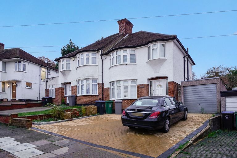 Property photo 1 of 14 3 Bed Semi Detached For Sale