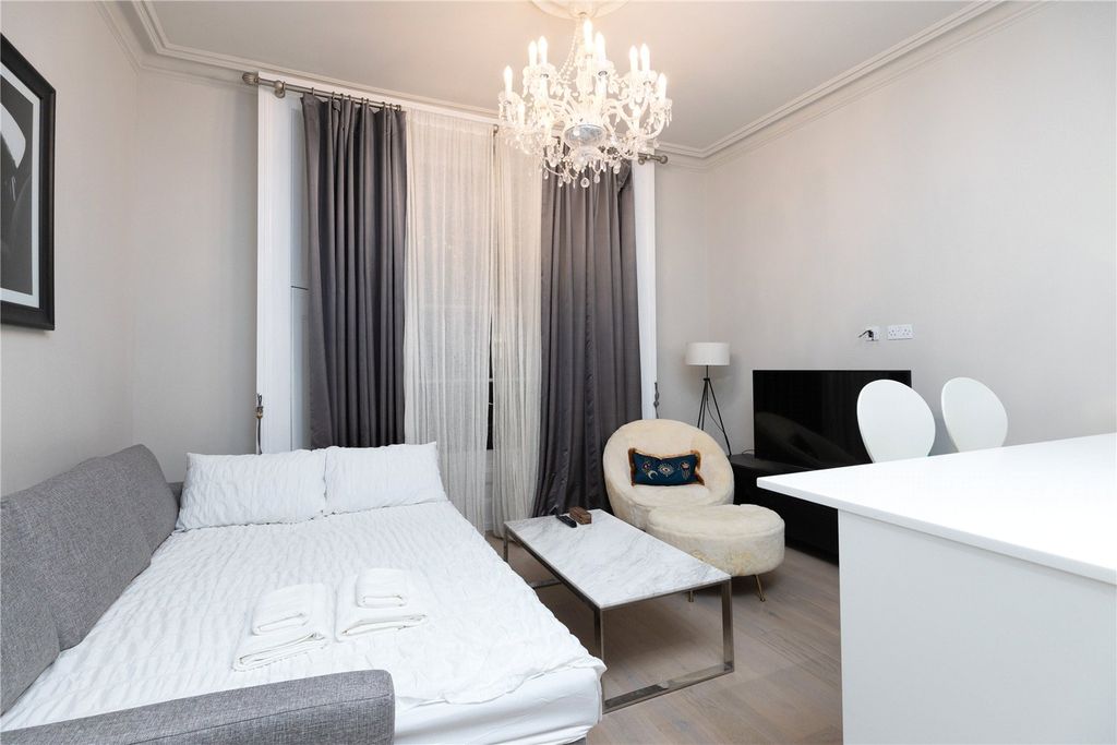 Property photo 2 of 7 Picture No. 07