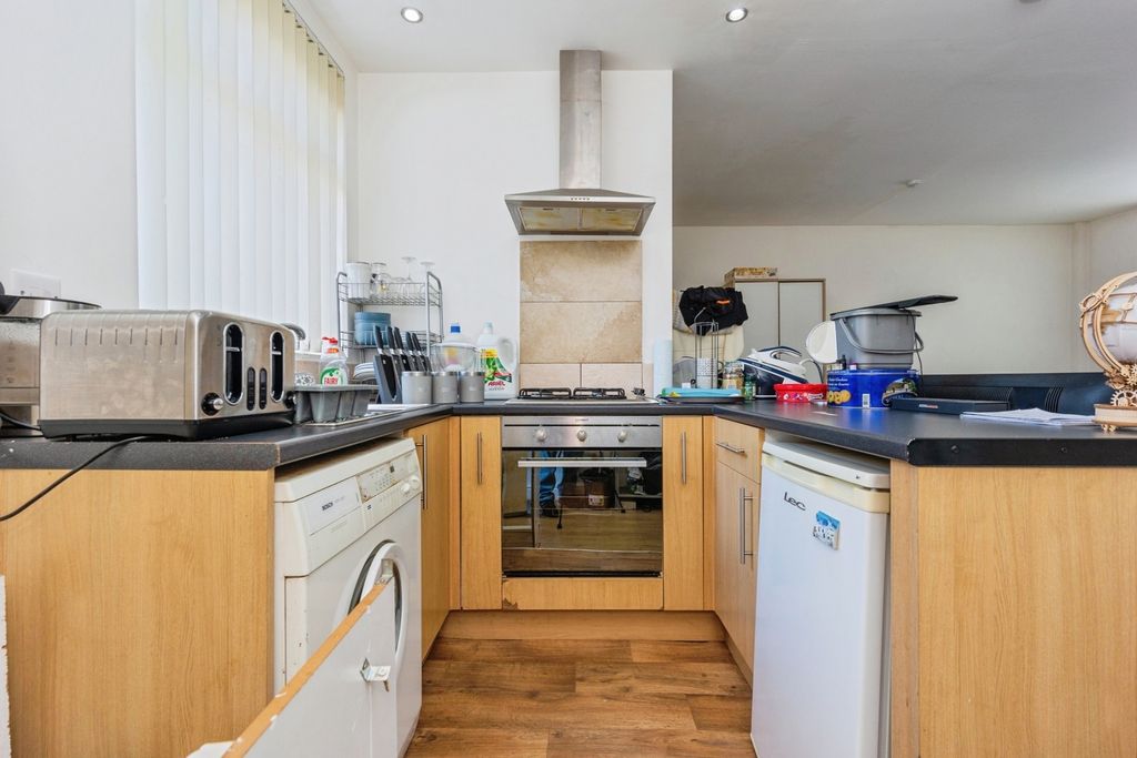 Additional image 31 of 8 bed flat for saleCorkland Road, Chorlton, Manchester M21