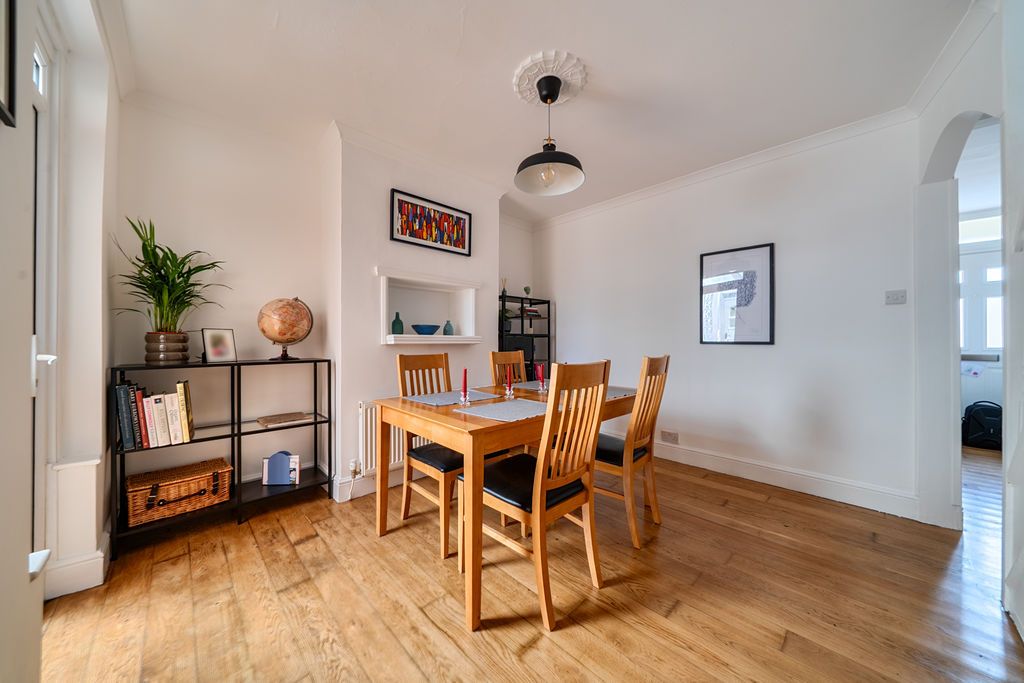 Property photo 3 of 12 Dining Area