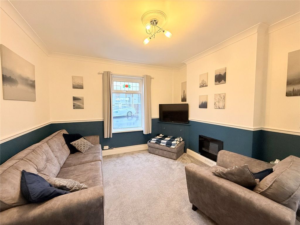 Property photo 3 of 28 Picture No. 15