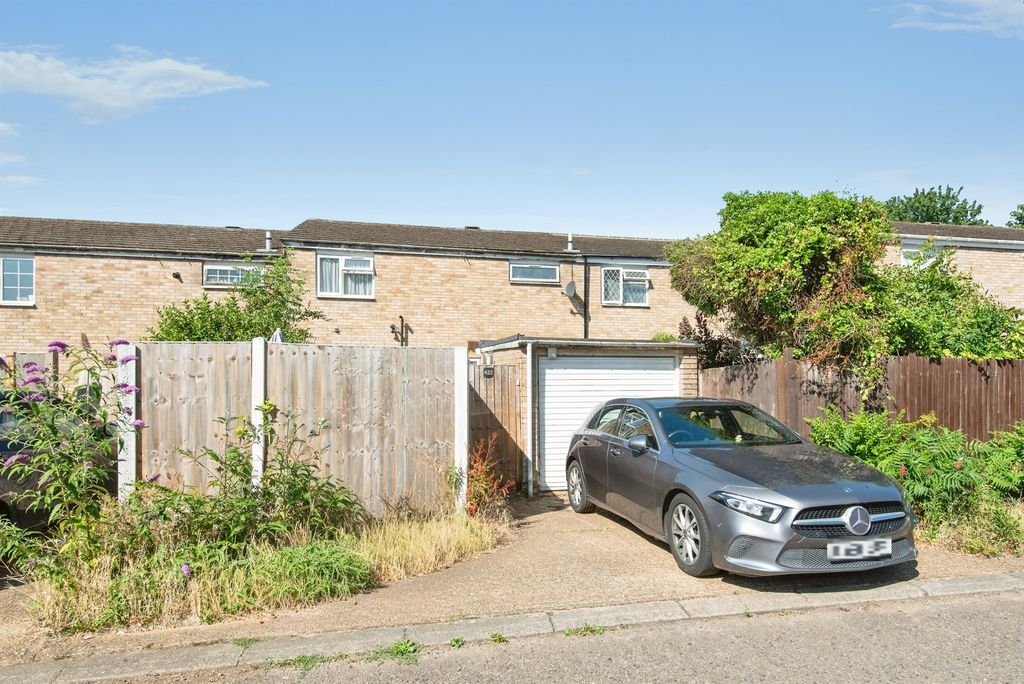 Property photo 2 of 17