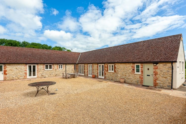 Property photo 1 of 9 Priory Chetwode -...