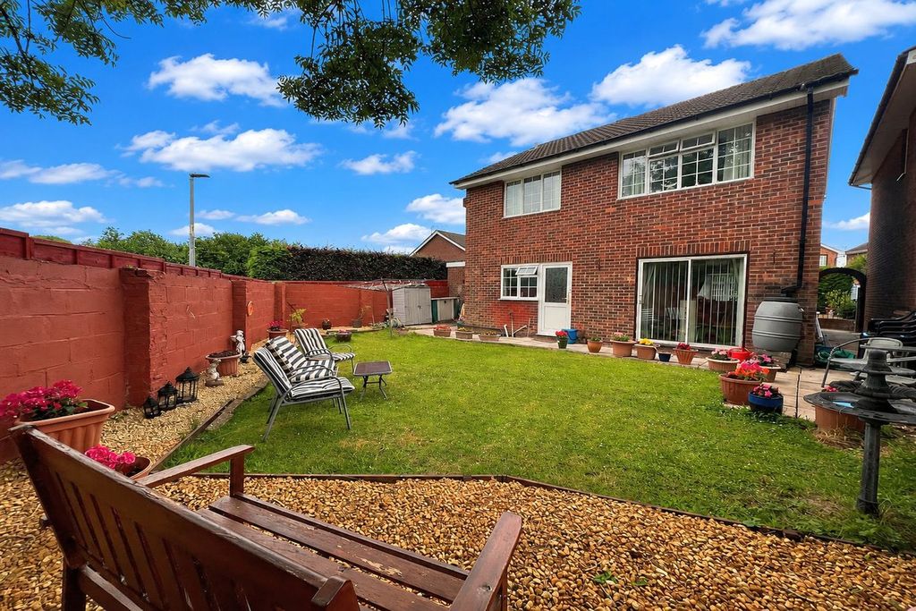 Property photo 2 of 14