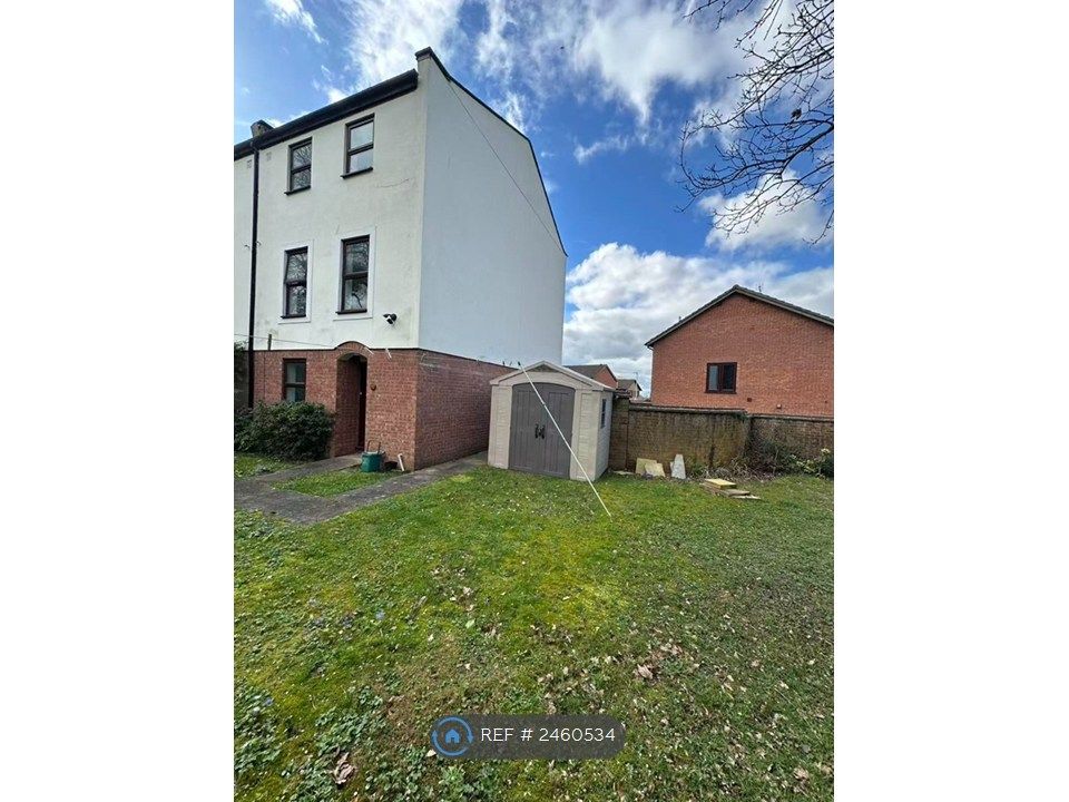 Property photo 2 of 26