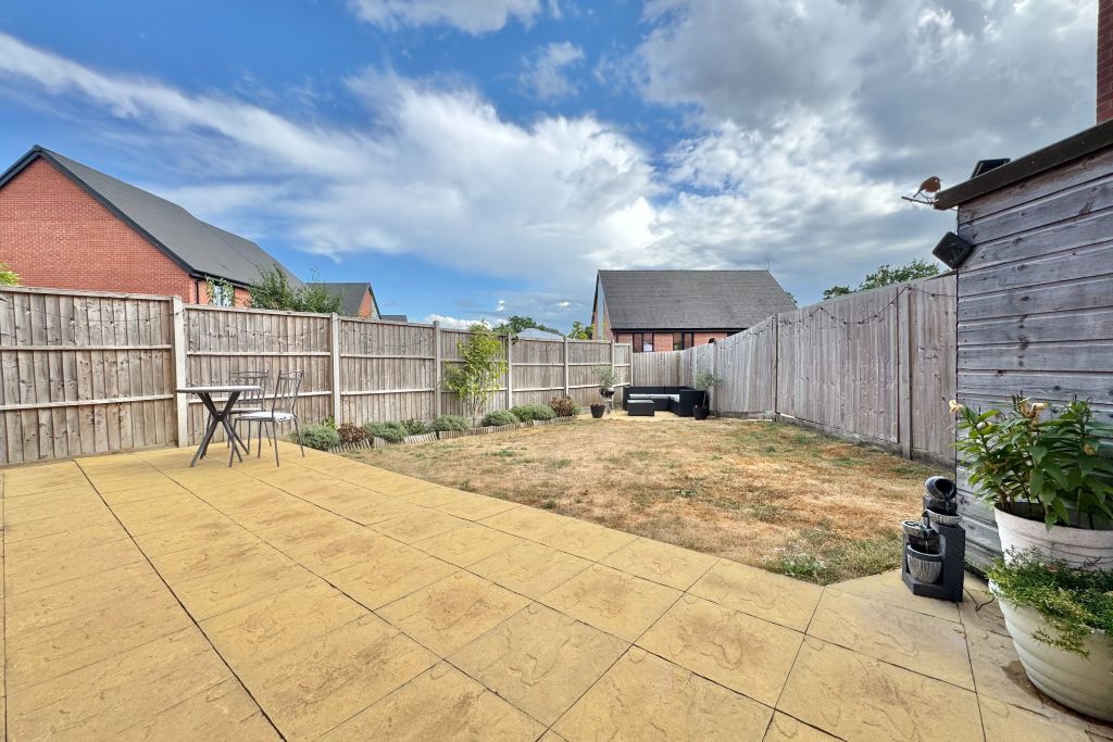 Property photo 2 of 15 Garden