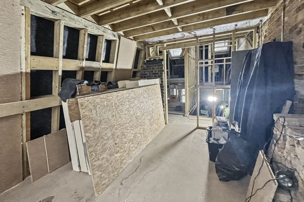 Property photo 2 of 20 119 Ravenslea Road, Balham, London Sw12 8Rt