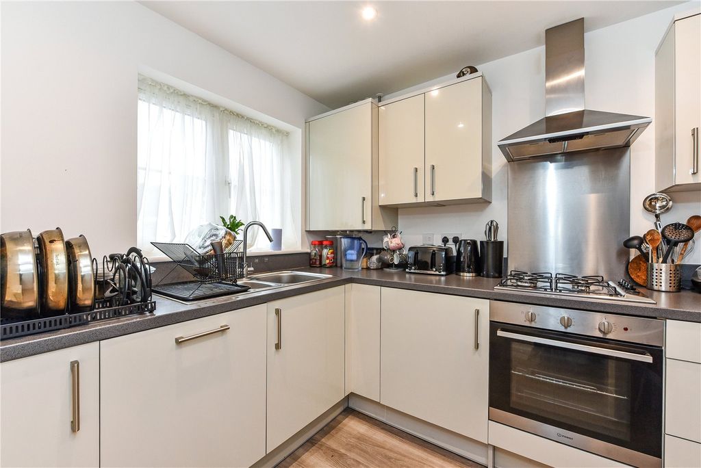 Property photo 2 of 12 Picture No. 01
