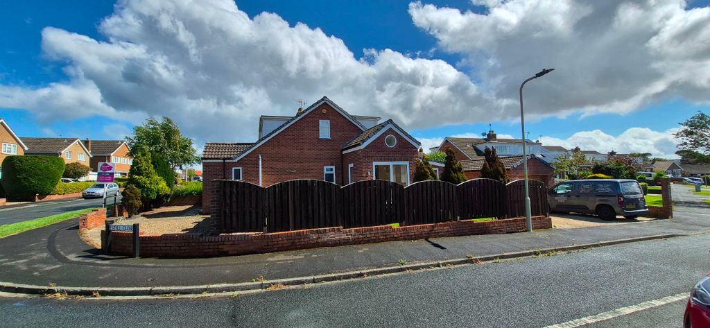 Property photo 1 of 26