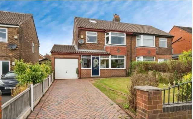 Property photo 1 of 17