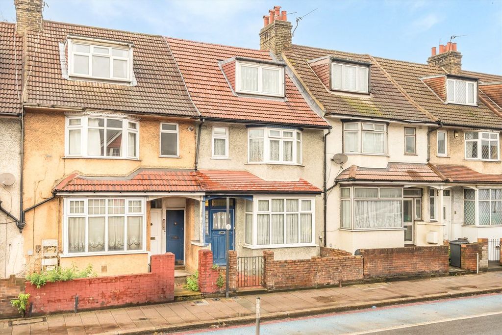 Property photo 1 of 6