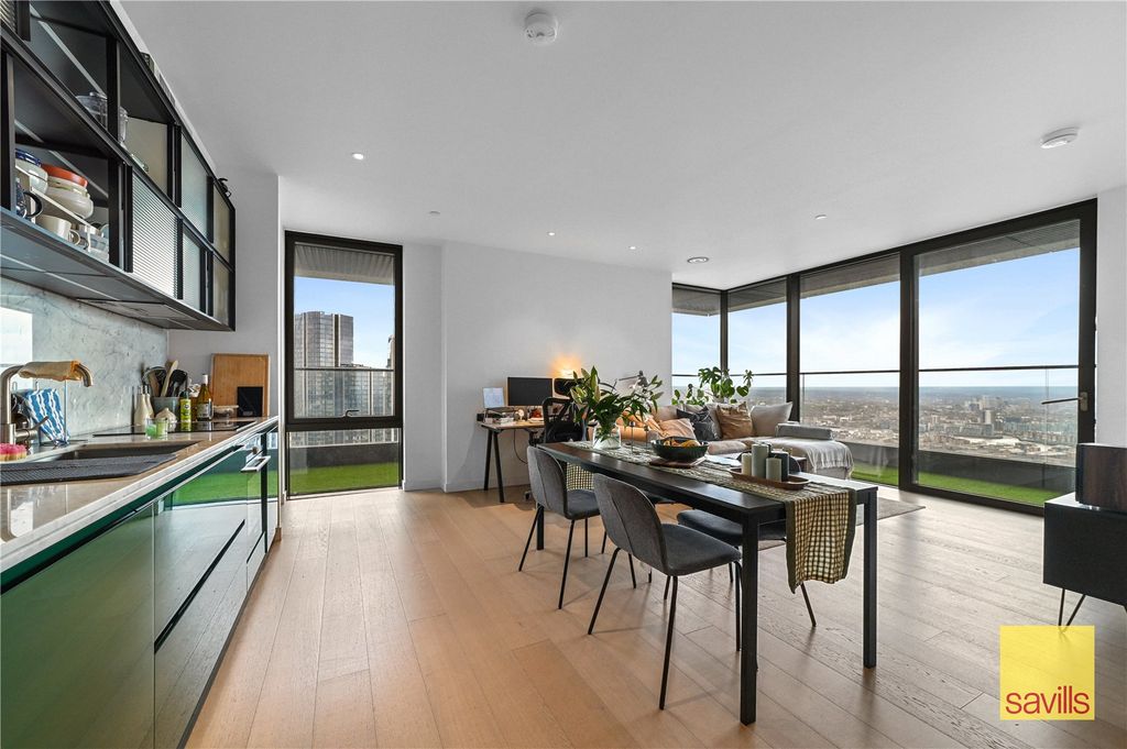 Property photo 2 of 16 Kitchen