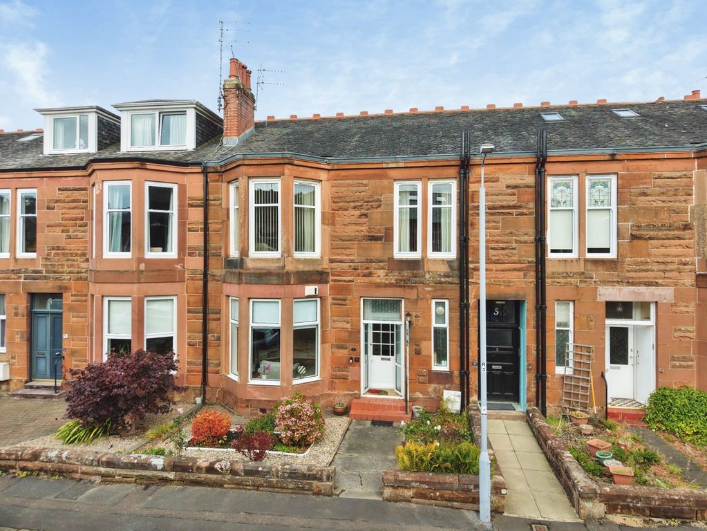 Property photo 1 of 15 External