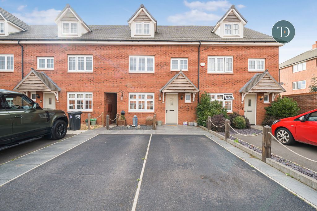 Property photo 1 of 37