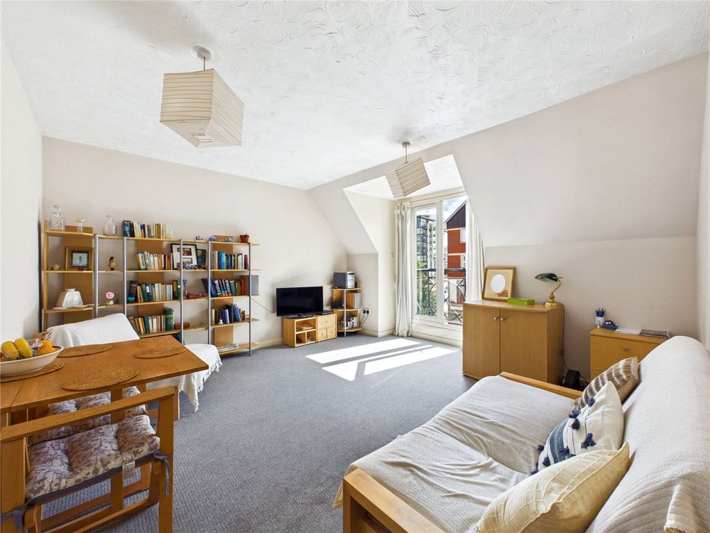 Property photo 2 of 6 Picture No. 06