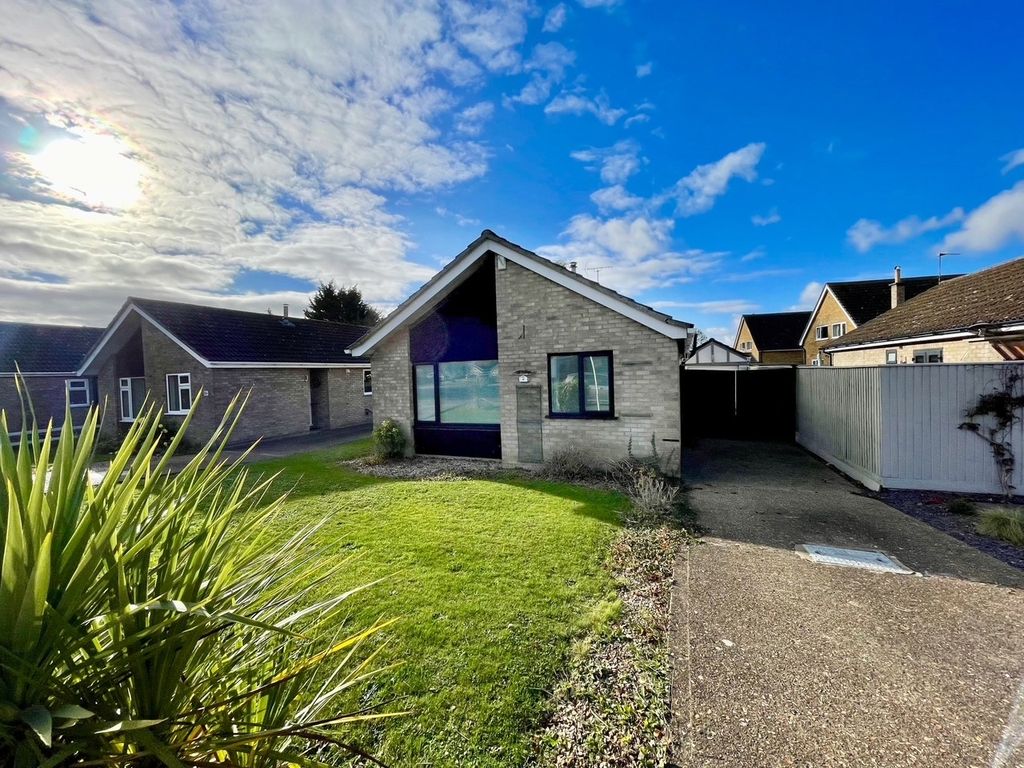 Property photo 1 of 17