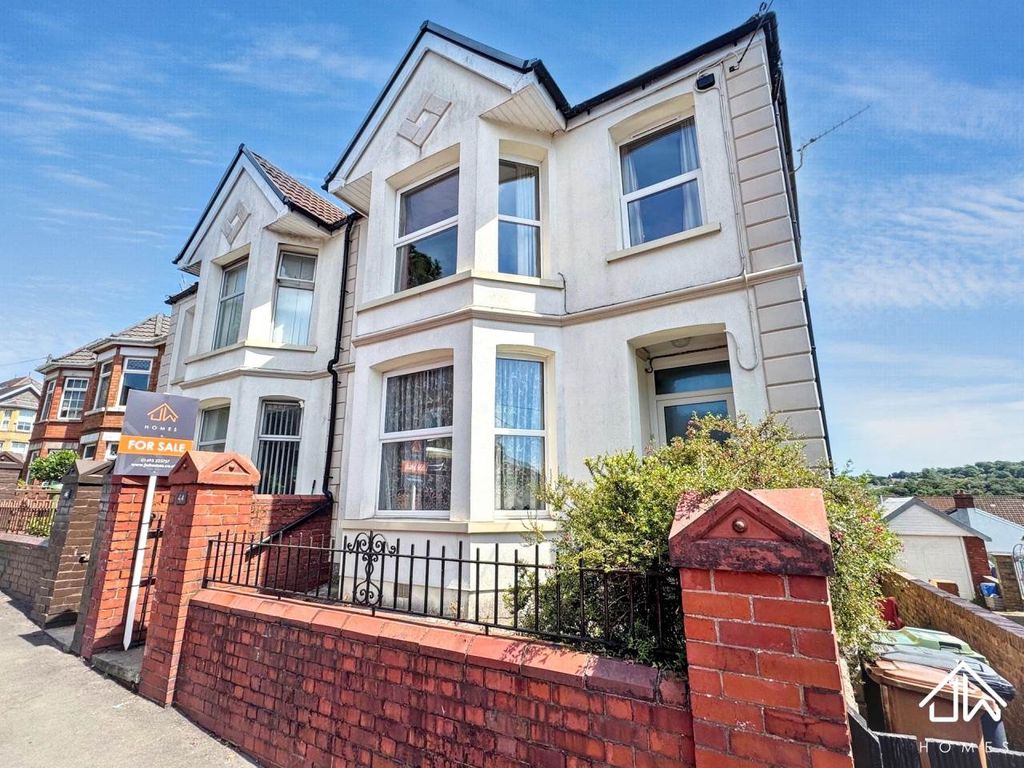 Property photo 1 of 18 Ext 1