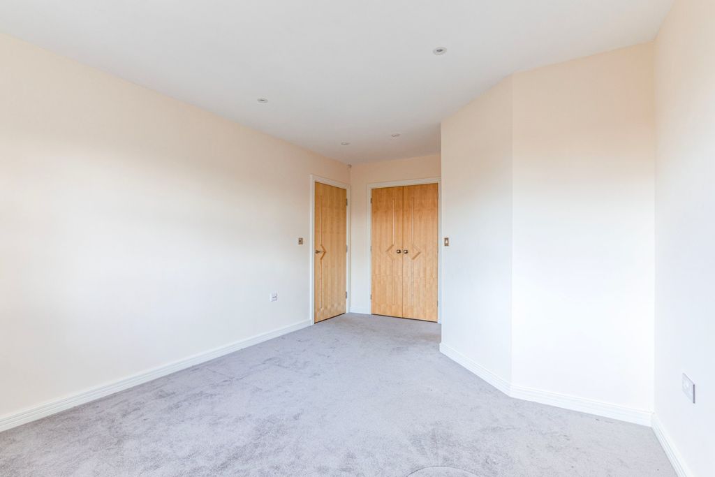 Property photo 2 of 18 Picture No. 18