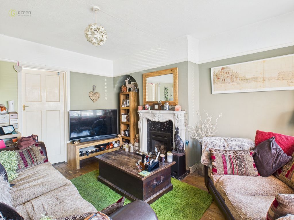 Property photo 3 of 27