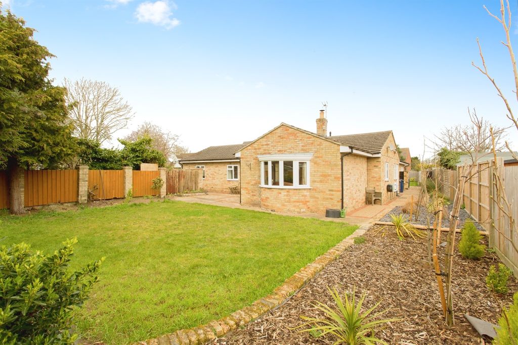 Property photo 1 of 16