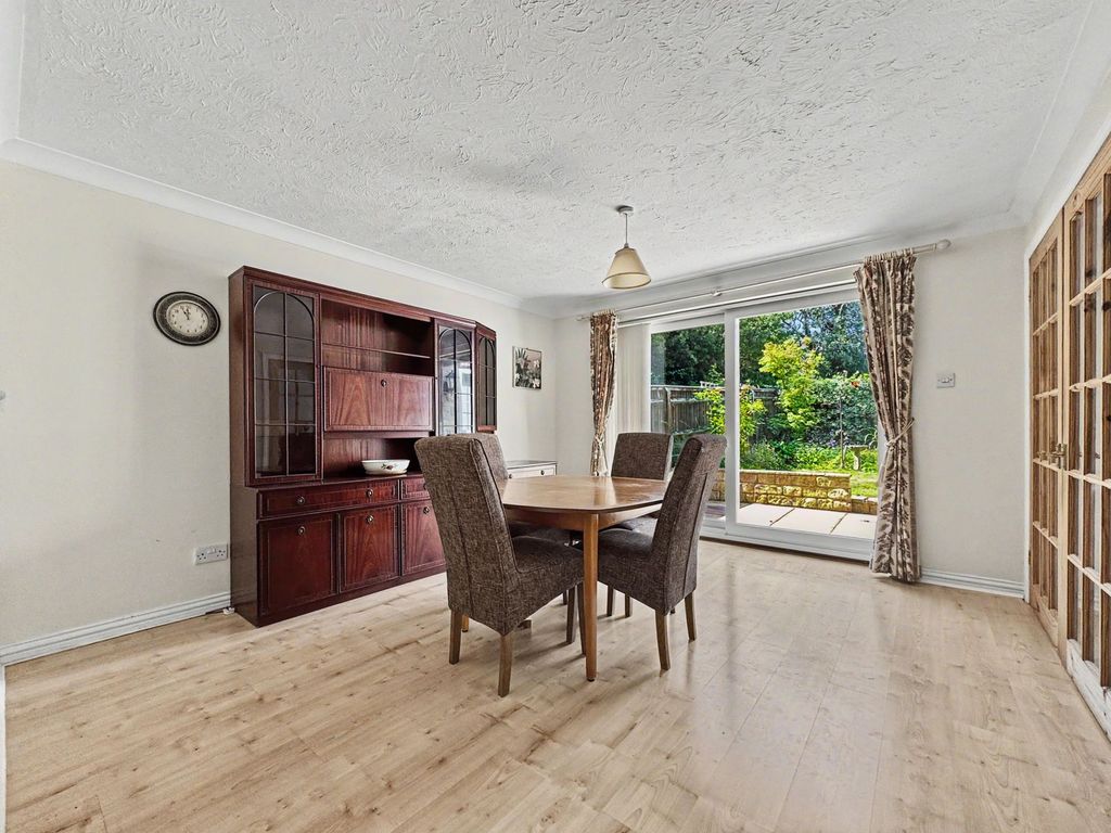 Property photo 3 of 14