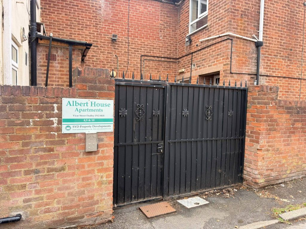 Property photo 1 of 10
