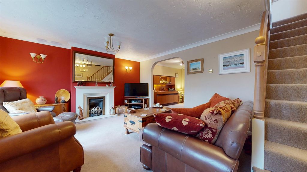 Property photo 3 of 16 04282025_132438.Jpg