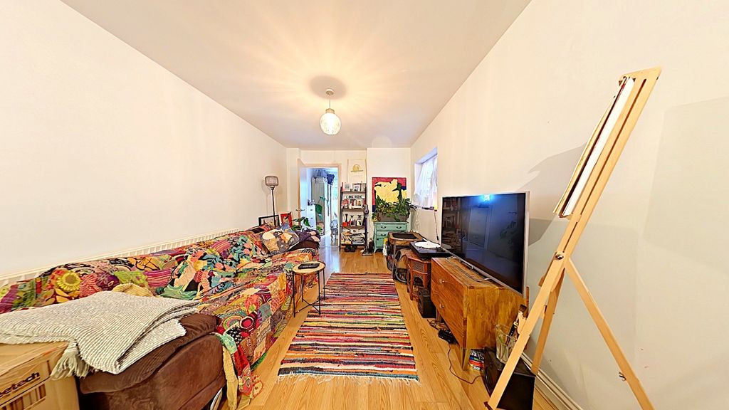 Property photo 2 of 9 Living Room