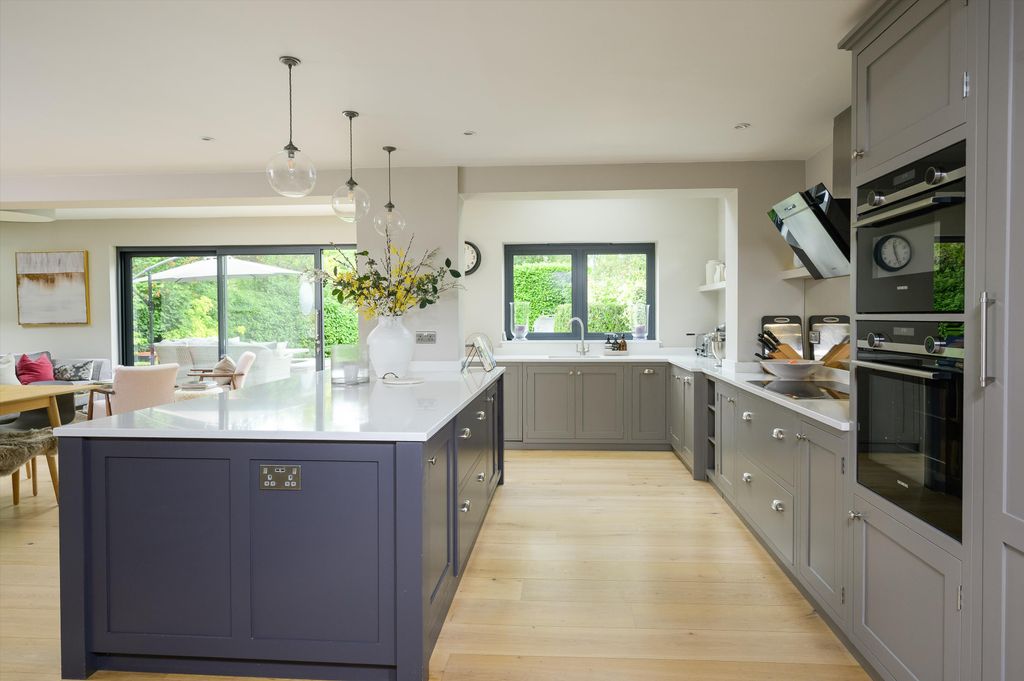 5 bed detached house for saleLansdown Park, Bath, Somerset BA1 photo 4