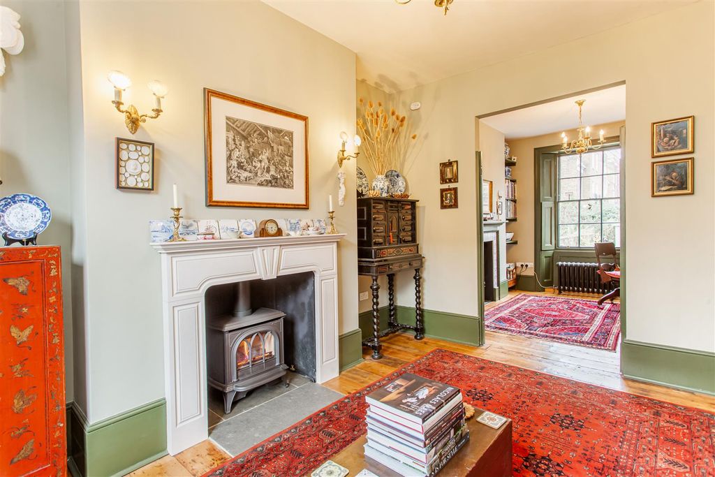 Property photo 3 of 19 Reception Room