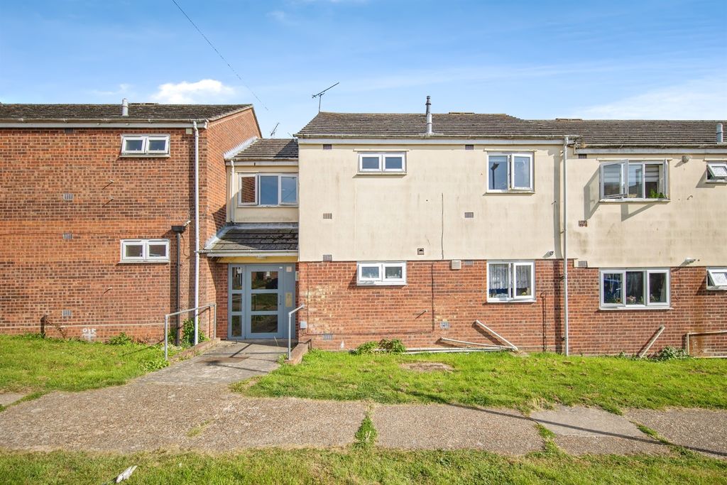 Property photo 1 of 10