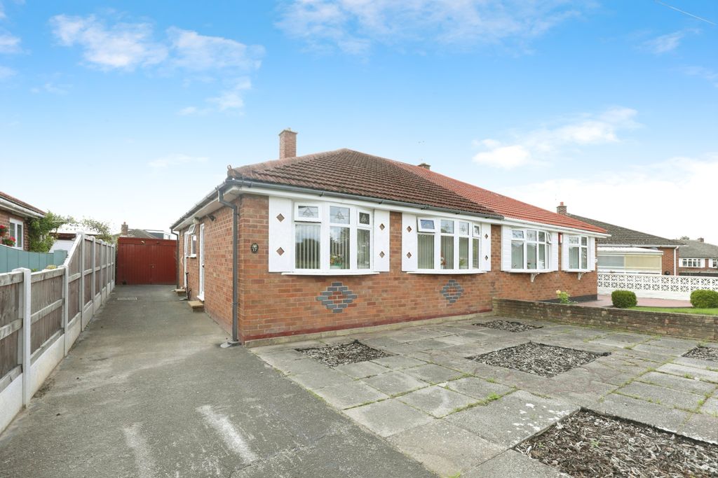 Property photo 2 of 15