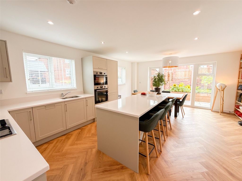 Property photo 3 of 43 Dining Kitchen