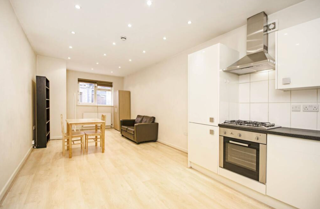 Property photo 1 of 4 Screenshot 2025-07-18 At 14.42.33