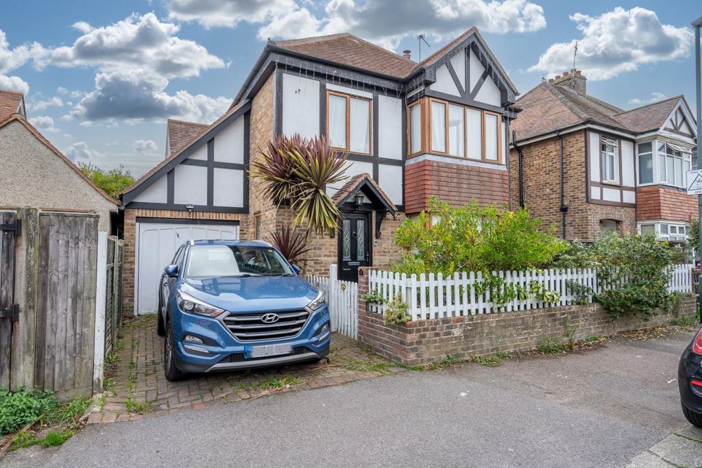 Property photo 1 of 15 Front.Jpg