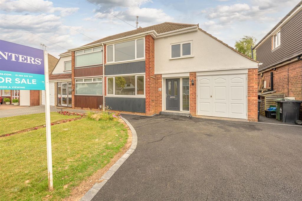 Property photo 1 of 18