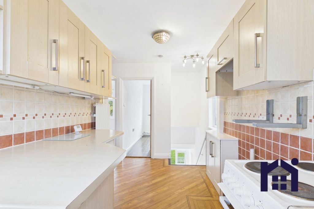 Property photo 2 of 15 Kitchen