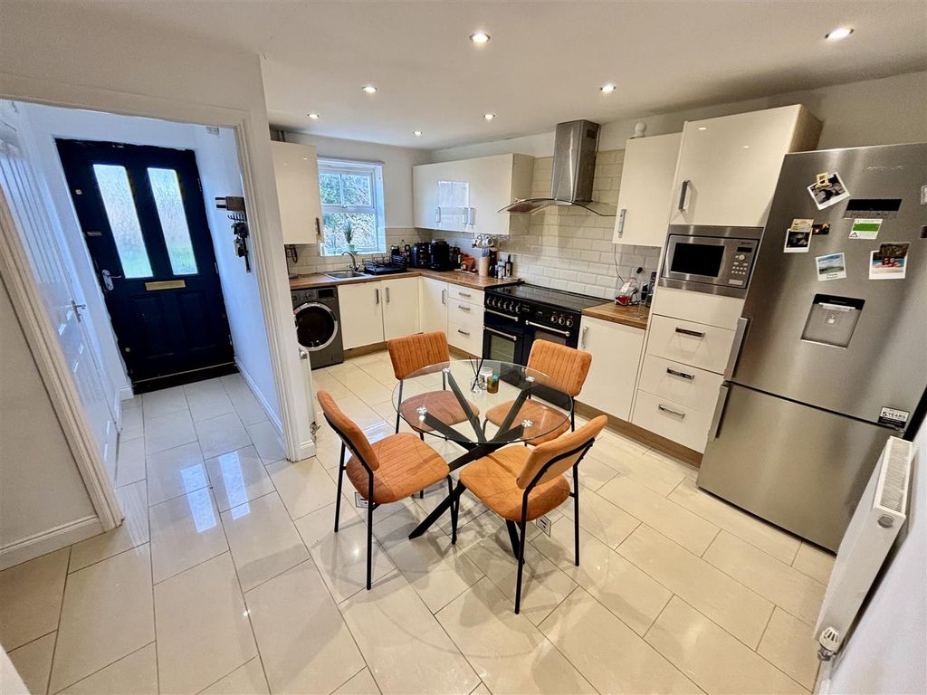 Property photo 3 of 15 Open Plan Kitchen And Dining Room