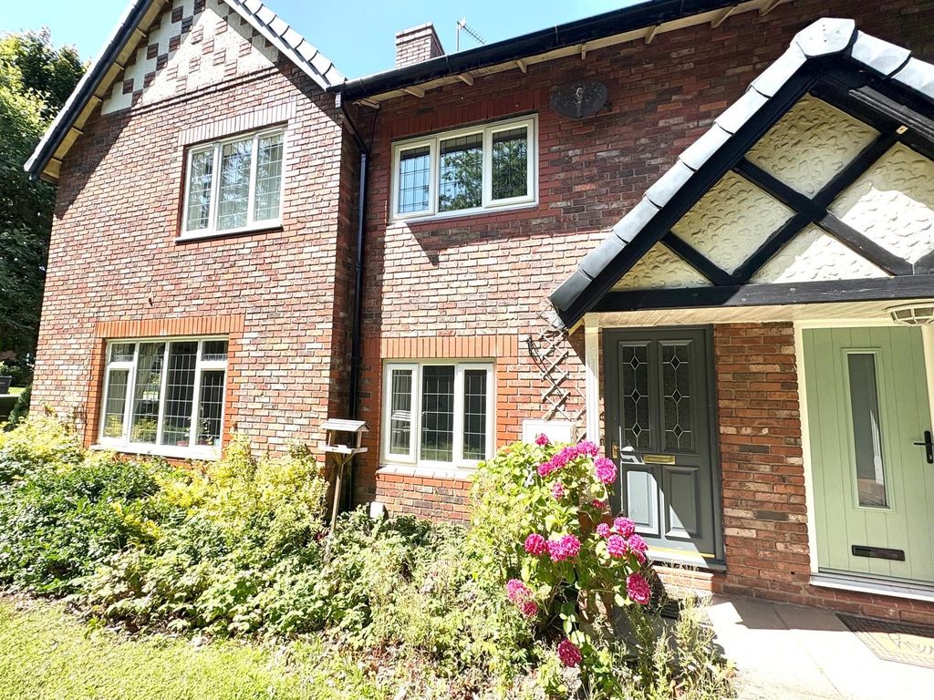 Property photo 1 of 15 Front