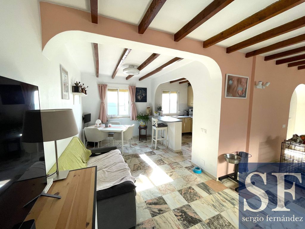 Property photo 3 of 20