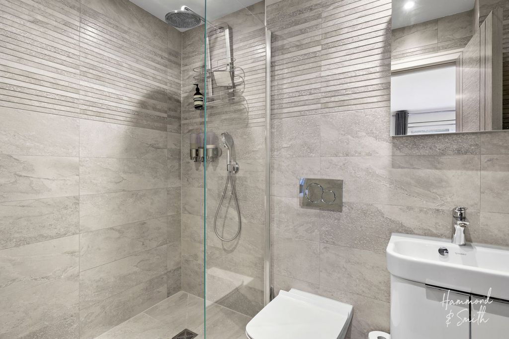 Additional image 11 of 2 bed flat for saleStar Lane, Epping CM16