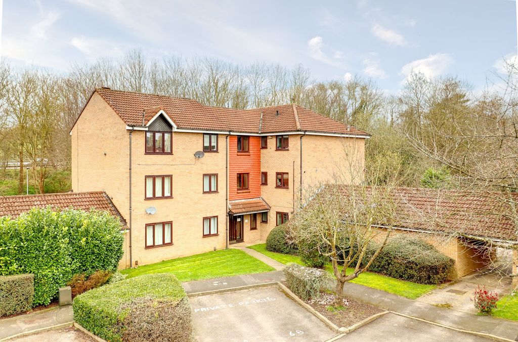 Property photo 1 of 6