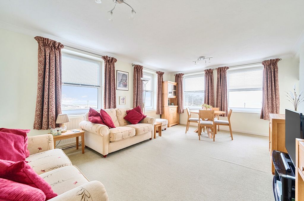 Property photo 2 of 15 1423335-15-69Aff7...