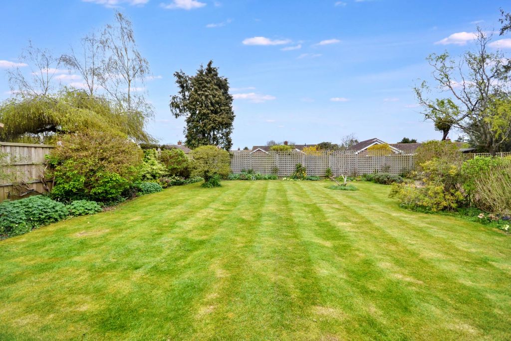 Property photo 2 of 30